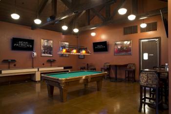 Sean Patrick's Deer Springs & 5th St interior pool table