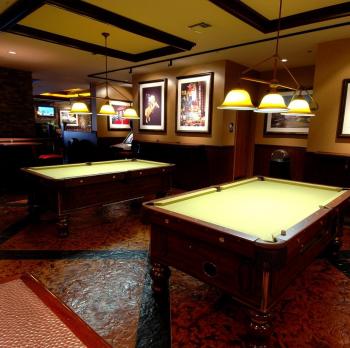 PT's Gold Ann & Camino Al Norte interior pool tables