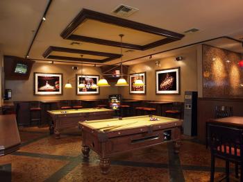 PT's Gold Horizon & Horizon Ridge interior pool tables
